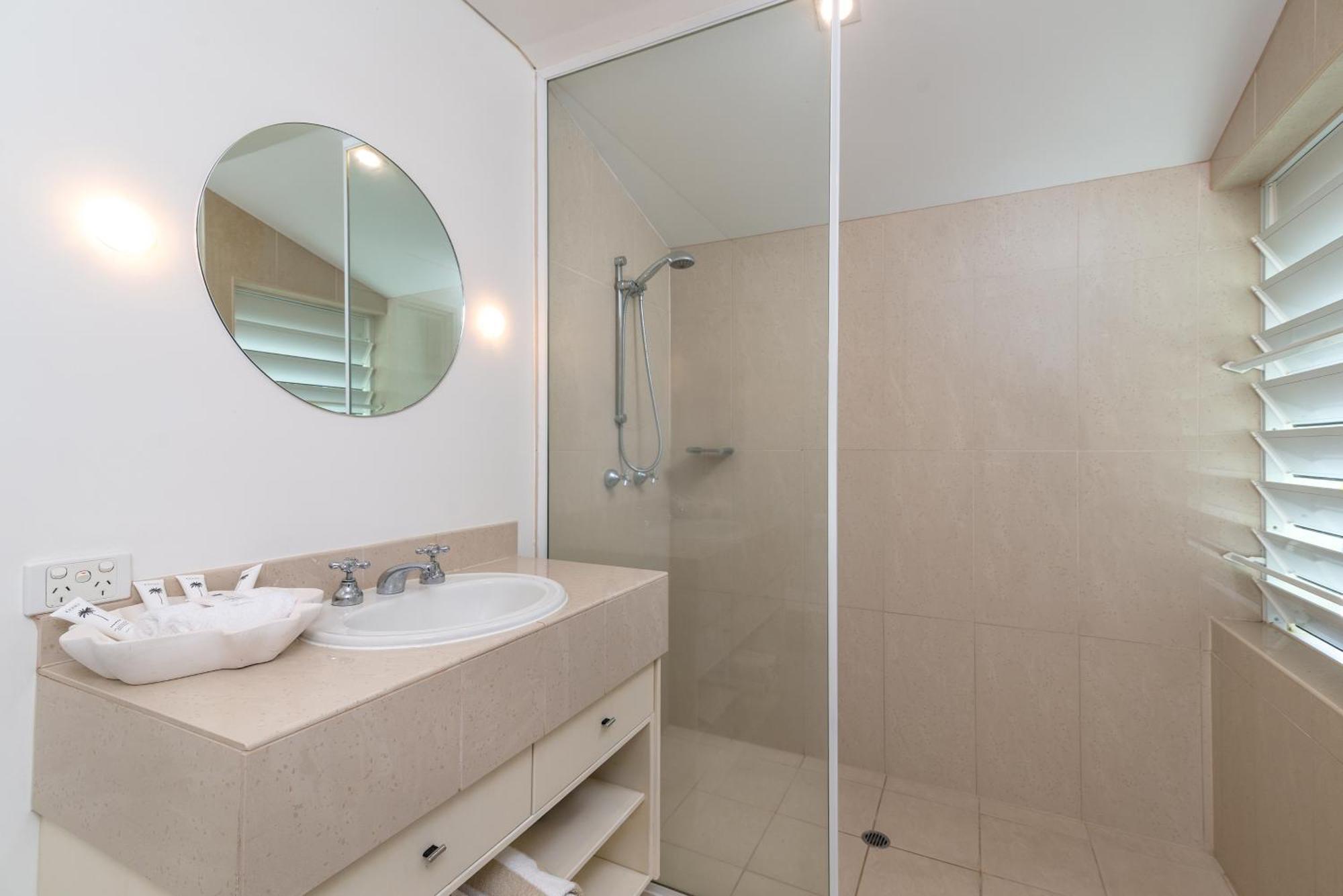 Verandahs Boutique Apartments Порт Дуглас Экстерьер фото